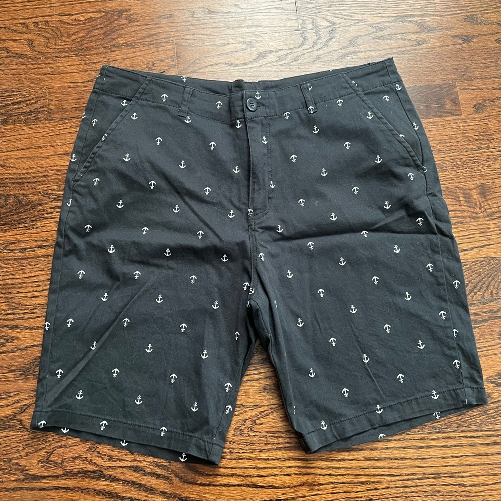 Men’s navy shorts with white stitched anchor print